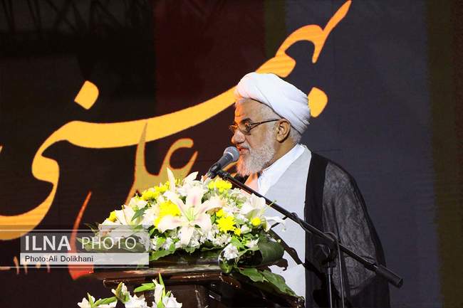 مراسم خاکسپاری استاد محمدعلی بهمنی برگزار شد