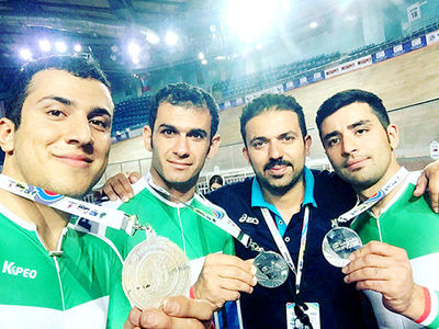 دانشور در رده پانزدهم در رنکینگ یک کیلومتر 