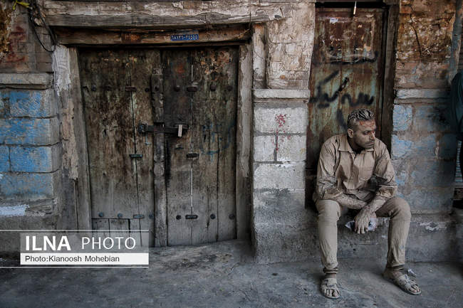 آیین گل مالی و عزاداری روز عاشورا در خرم آباد