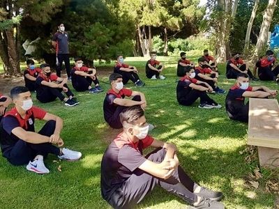 آغاز اردوی تیم فوتبال نوجوانان با انجام تست کرونا