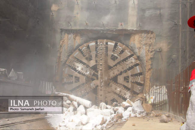 اتمام حفاری مسیر شرقی خط سه قطار شهری مشهد