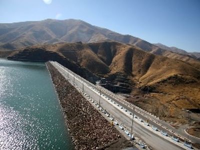 اختصاص بخشی از آب شرب شهروندان استان مرکزی به صنایع/سیاسی کاری‌های برخی  علت این اتفاق است  