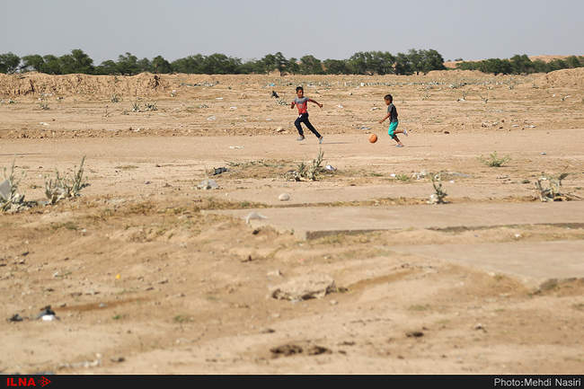 روزگار دشوار سیل‌زدگان روستای بُندهِ در اردوگاه 