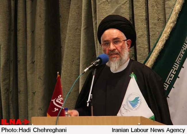 رونمایی از کتاب حضرت آیت الله العظمی موسوی اردبیلی