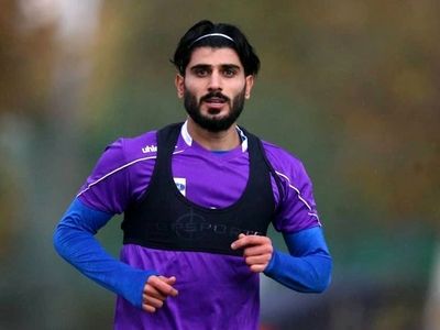 اولین خرید سپاهان از سیرجان؛ توافق میلاد زکی‌پور با سپاهان