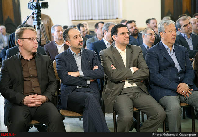 دیدار رئیس، معاونین و جمعی از مدیران سازمان تأمین اجتماعی با آیت الل�