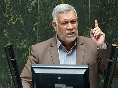 رئیس جمهور نسبت به ساماندهی اتباع غیرقانونی اقدام کند