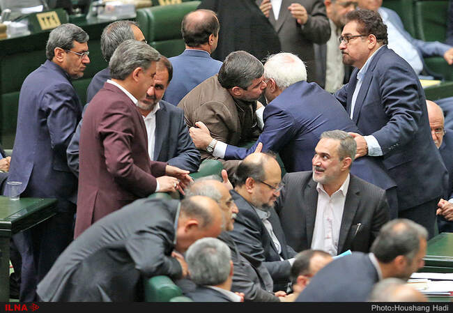 از ترافیک نمایندگان پشت صندلی وزرا تا دلجویی‌های بهارستانی