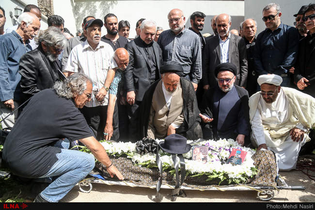 مراسم تشییع پیکر سید ضیاءالدین دری