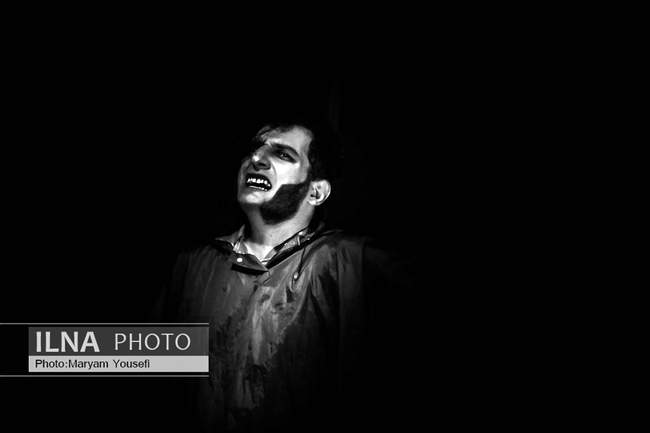 اجرای نمایش «اهالی کاله» در پلاتو استاد مقبلی