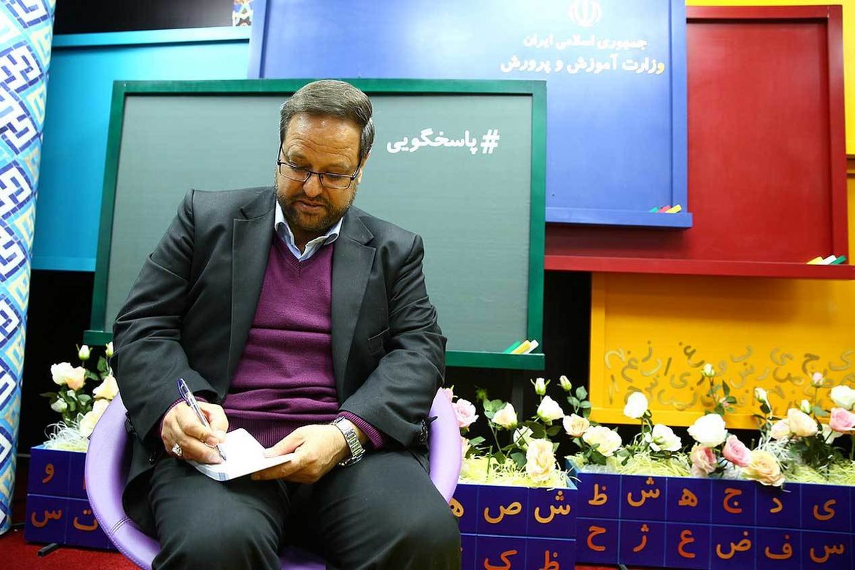 در حریم شخصی افراد دخالت نمی‌کنیم/مانع آسیب به معلمان می‌شویم 