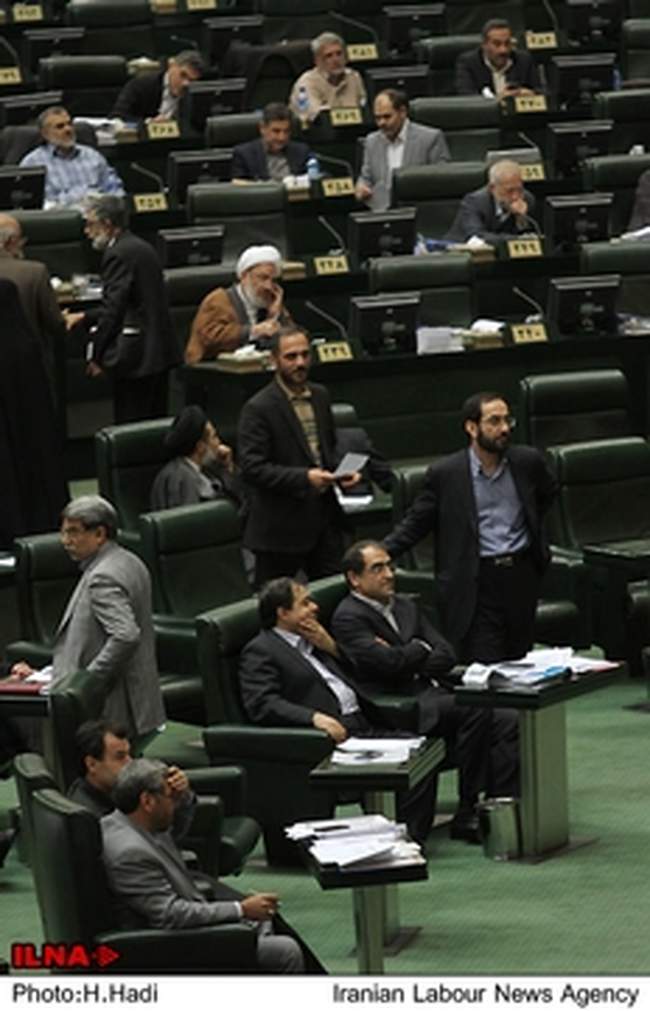 حضور وزیر بهداشت، درمان و آموزش پزشکی در مجلس