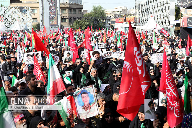 مراسم تشییع پیکر مطهر رهبر شهید انقلاب / 2