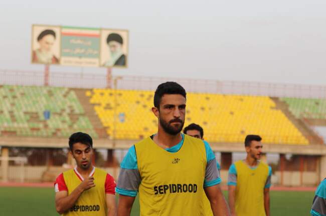 امین منوچهری