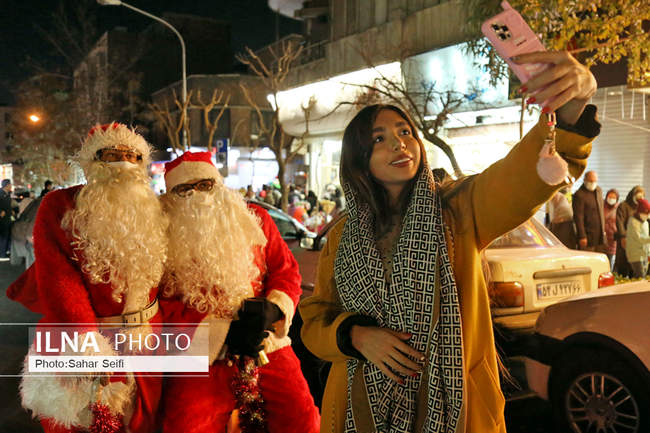 حال و هوای خرید کریسمس در تهران