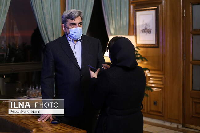  پیروز حناچی
