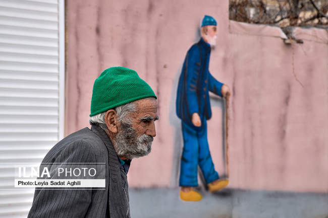 ادای احترام به طلیعه سالمندی