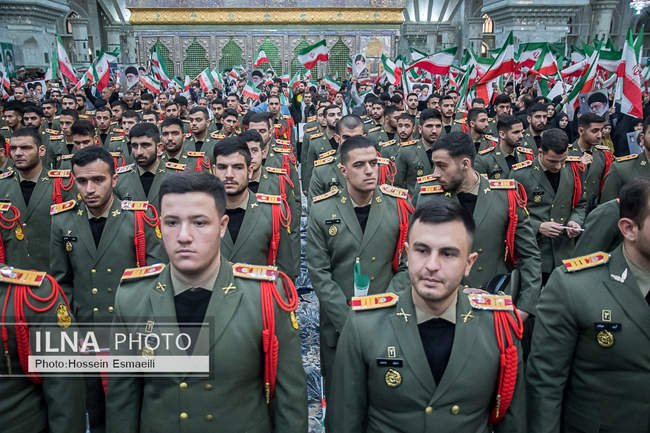 مراسم بزرگداشت 12 بهمن در حرم امام خمینی (س) 