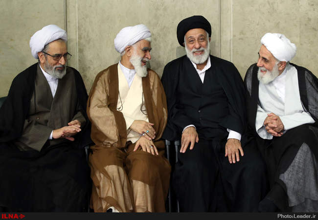 دیدار مسئولان، سفرای کشورهای اسلامی و جمعی از اقشار مختلف مردم با ره