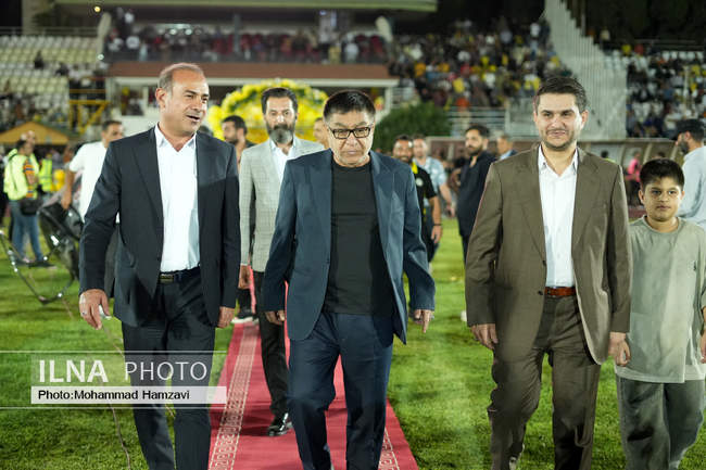 دیدارتیم های فوتبال فجرشهیدسپاسی و داماش گیلان