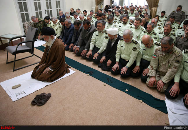 دیدار فرماندهان نیروی انتظامی با رهبرانقلاب اسلامی