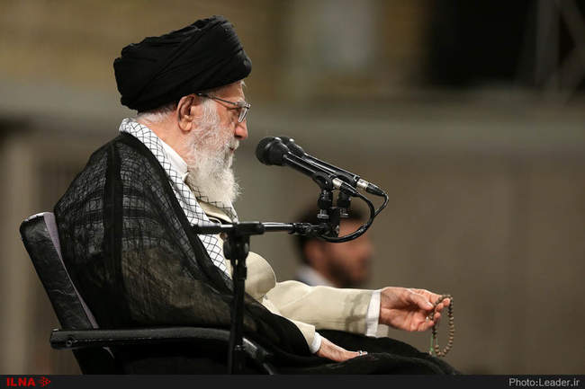دیدار جمعی از دانشجویان و نمایندگان تشکل‌های دانشجویی با مقام معظم 