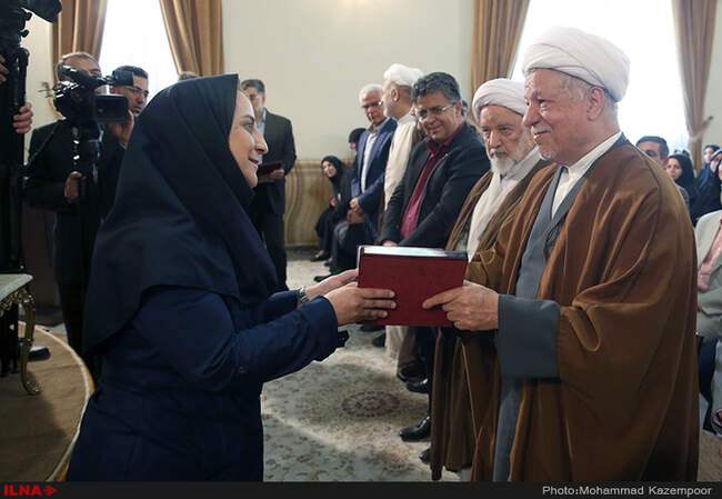 دیدار کارکنان، مدیران و خیرین بنیاد بیماری‌های خاص با آیت‌الله هاشمی رفسنجانی