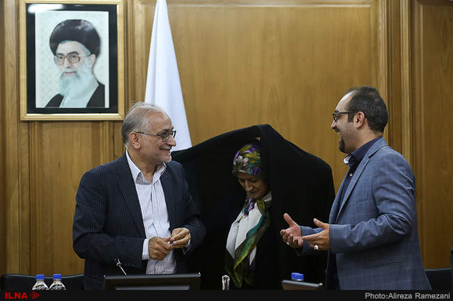 آخرین جلسه ارایه برنامه کاندیداهای شهرداری 