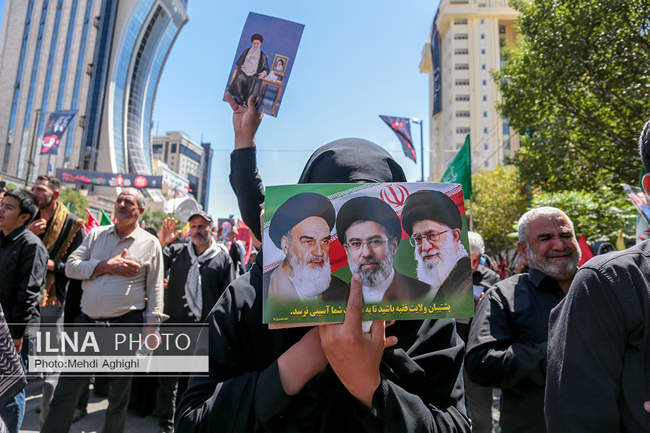 تشییع پیکر مطهر رهبر شهید انقلاب در مشهد / 2