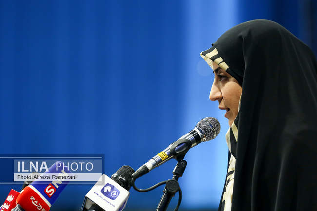 مراسم رونمایی از تاکسی‌ون‌های جدید شهرداری تهران 
