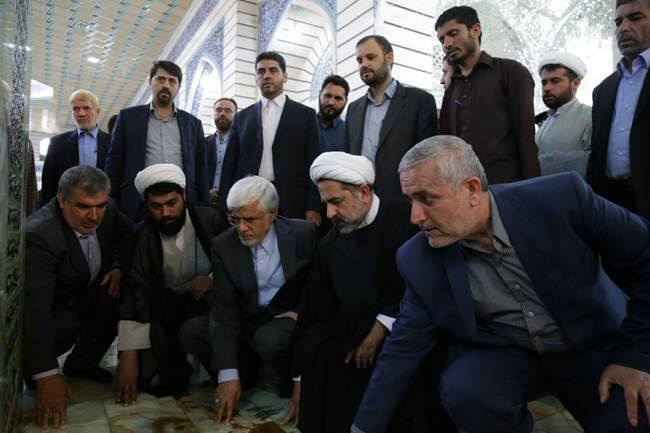 سفر یک روزه محمدرضا عارف به استان قم