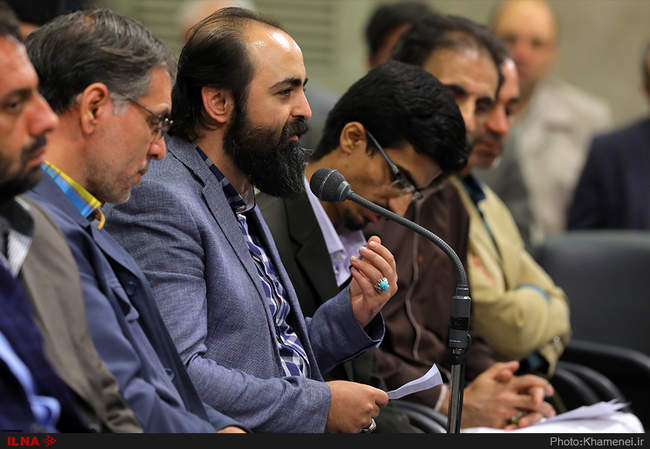 دیدار جمعی از شاعران و اهالی فرهنگ و ادب با رهبر انقلاب