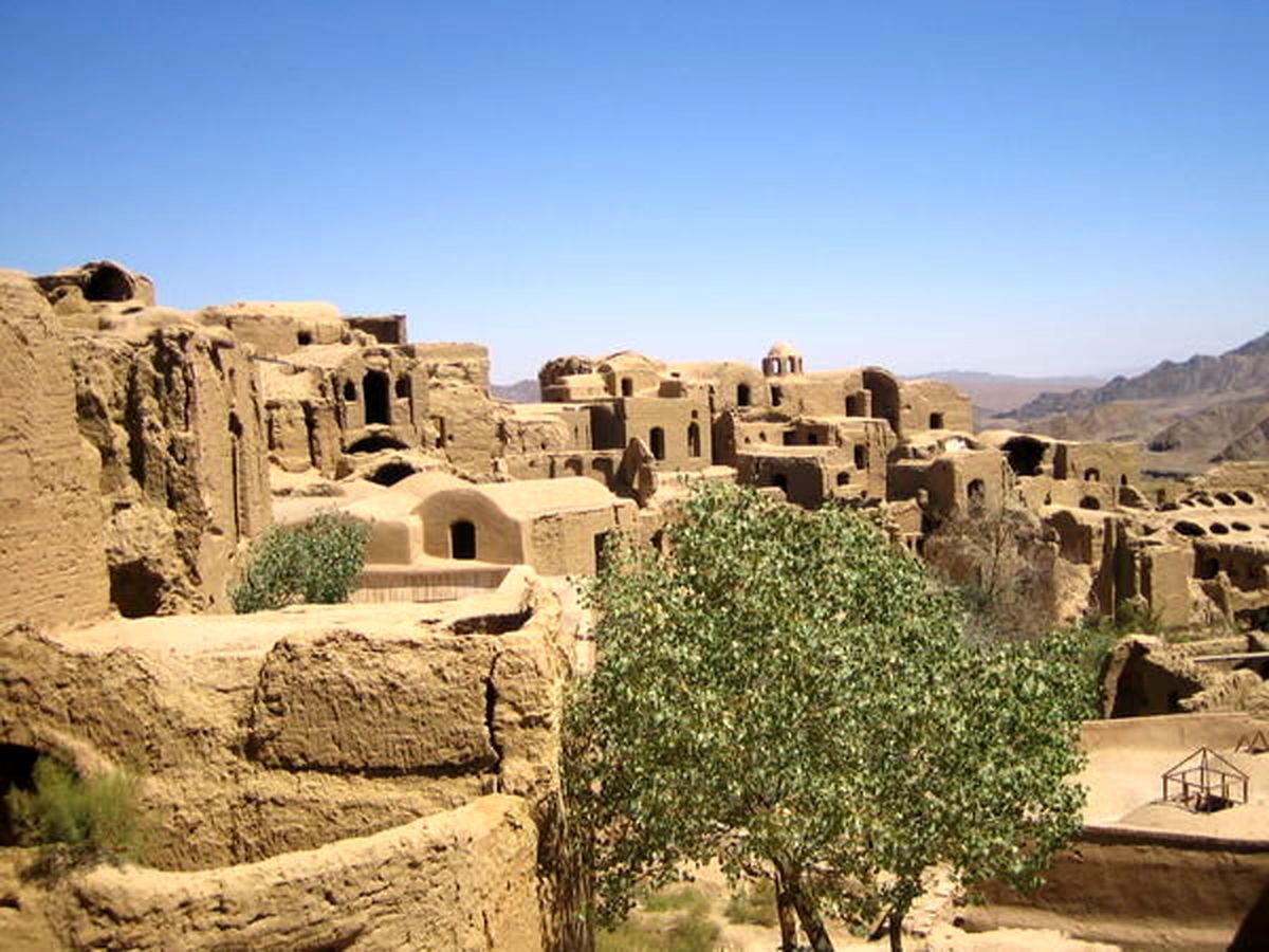 ‌خالی‌ شدن ۳۳ هزار سکونتگاه‌ روستایی از سال ۱۳۳۵ تاکنون/کاهش شاغلان بخش کشاورزی در پی خشکسالی‌های اخیر 