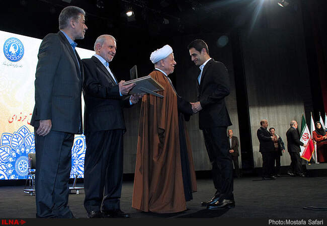 حضور آیت الله هاشمی رفسنجانی در ششمین جشنواره ملی تجلیل از تلاشگران کیفیت کشور
