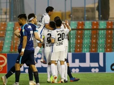 شوخی رختکن استقلال با گروه مرگ(عکس)