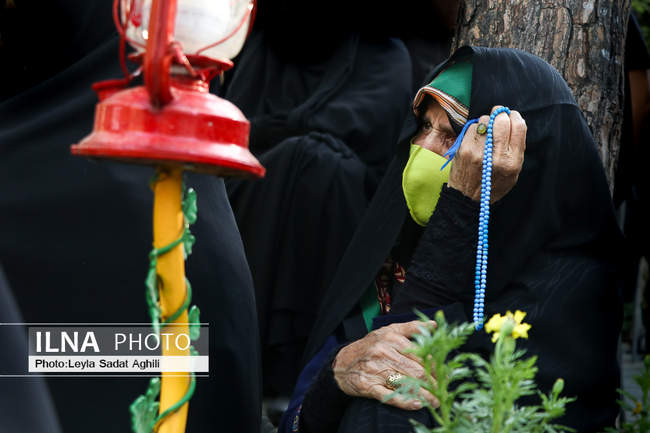 هشتمین روز محرم در جوار شهدای گمنام بهشت زهرا (س)