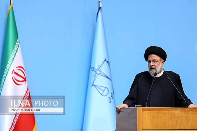 همایش سراسری قوه قضائیه با حضور سران سه قوه	