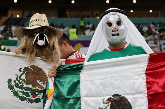 تصاویری از هواداران مکزیک و عربستان