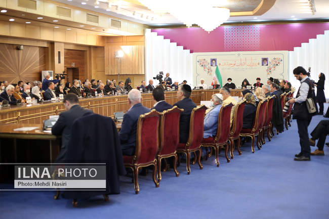 دیدار رییس جمهور با پیروان ادیان توحیدی