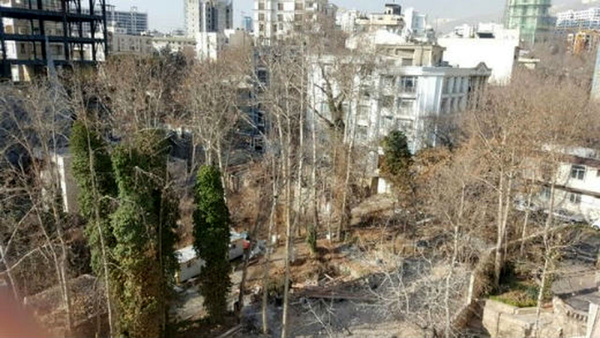بسیاری از باغات تهران به دلیل بلاتکلیفی در حال خشک شدن هستند/ برخی مالکان عمدا باغ‌ها را رها می‌کنند تا مخروبه شوند