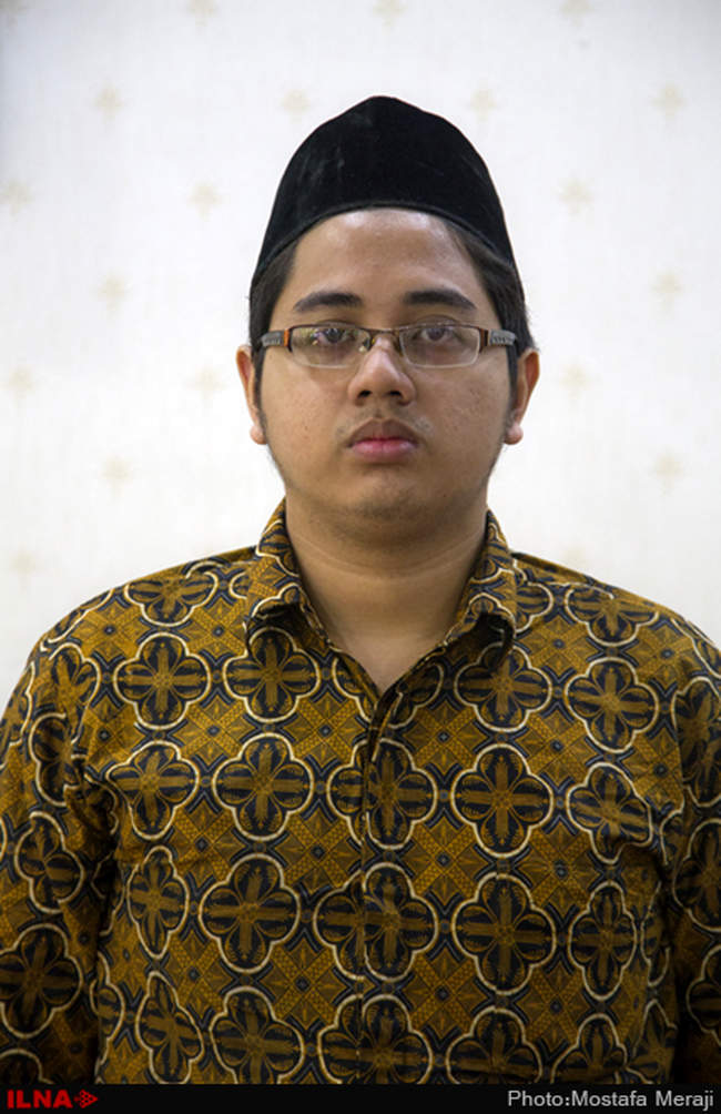 پرتره نگاری از طلبه های شرکت کننده اولین دوره مسابقات بین المللی قرآ�