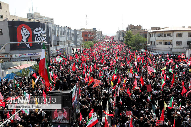 مراسم تشییع پیکر مطهر رهبر شهید انقلاب / 2