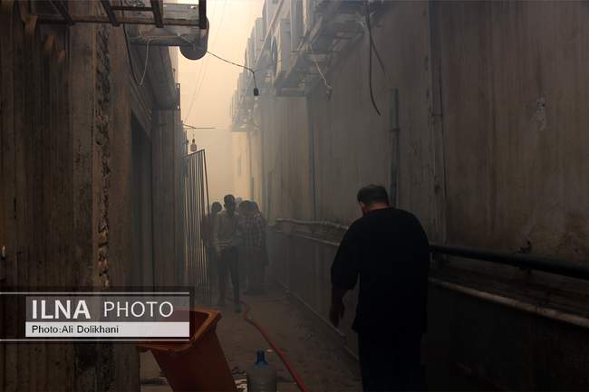 آتش سوزی در محل انباشت ضایعات در بازار بندرعباس