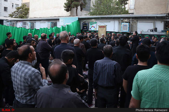 مراسم هشتمین شب عزاداری حضرت اباعبدالله الحسین(ع) در خانه کارگر 