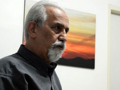 آثار همینگوی و موراکامی پس از نزدیک به یک دهه مجوز گرفتند/حذفیاتِ فله‌ای برای سنگ صبور و آلیس در سرزمین عجایب/برخی کتاب‌ها را دیگر منتشر نخواهم کرد
