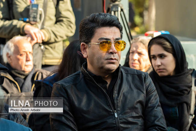 مراسم تشییع پیکر عنایت بخشی