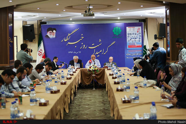 نشست خبری دبیر کل حزب موتلفه