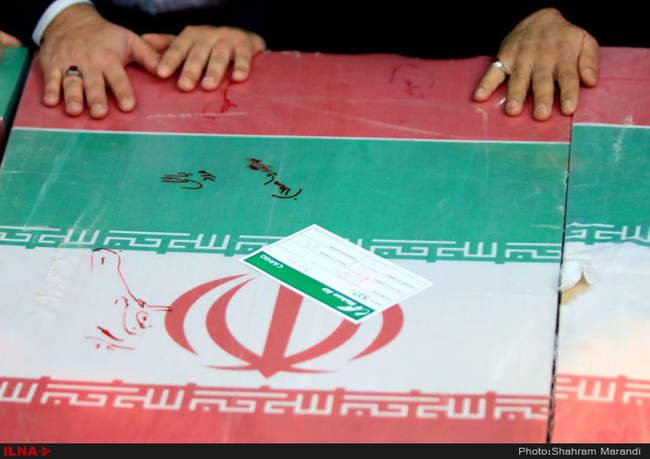 تشییع 5 شهید دوران دفاع مقدس در اصفهان 