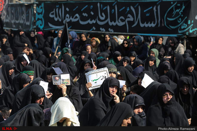 تجمع عزاداران فاطمی در میدان های هفت تیر و فاطمی تهران