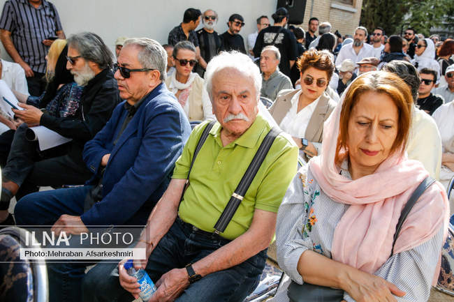 مراسم تشییع پیکر ناصر تقوایی